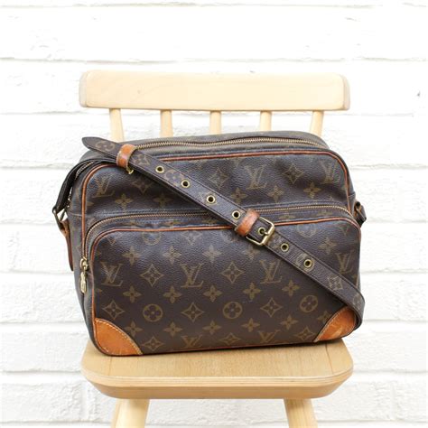 Louis Vuitton nile handbags